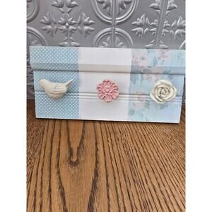 New View Gifts & Accessories Wall Hooks Bird Flower Rose